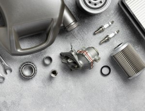 1_different-car-accessories-arrangement_23-2149030406